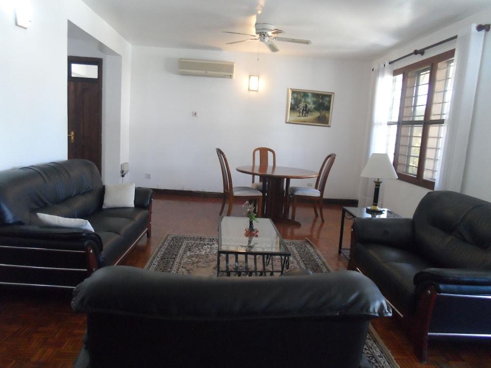 Upanga B&B - UN Road