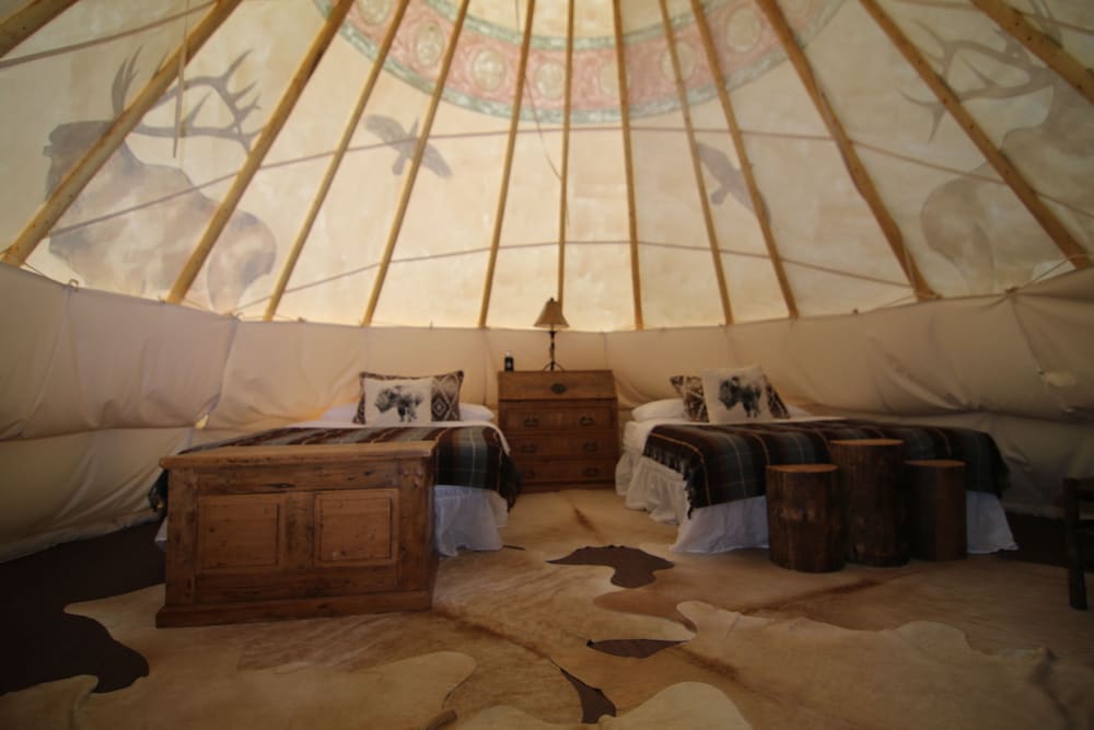 Bison Peak Lodge at Puma Hills