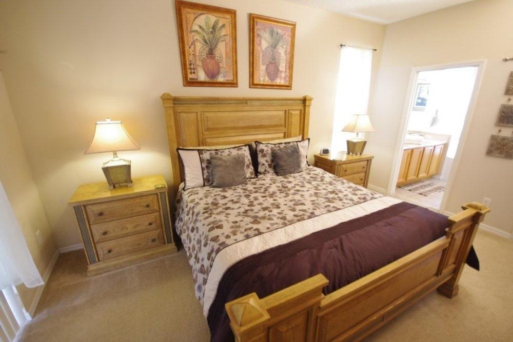 Ly53780 - Emerald Island - 7 Bed 4.5 Baths Villa