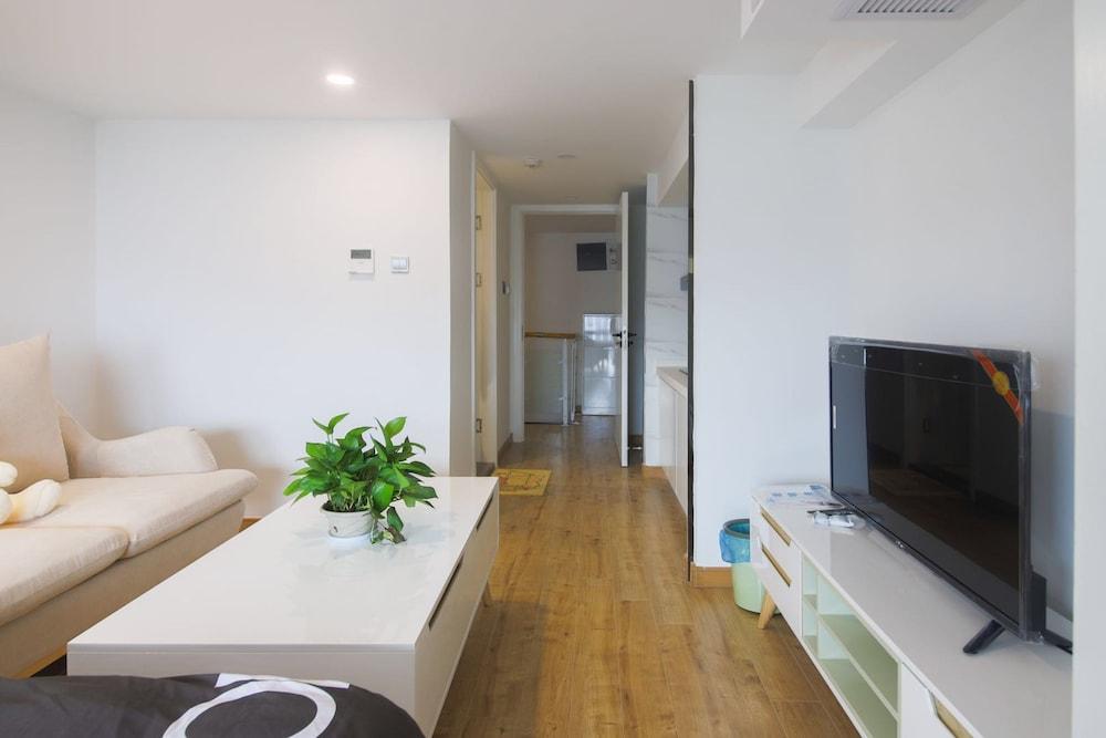 Hangzhou Xiyouju Hotel