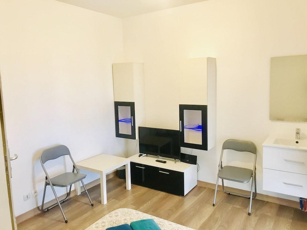 Chambres Privées Ysy