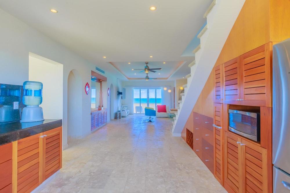 Isla 33 - 3 Bedroom PH #2404