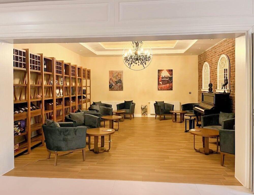 Sunday Schwarzbachtal Hideaway Resort