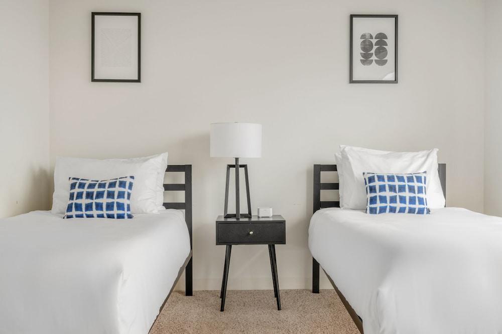 Kasa South Loop Chicago