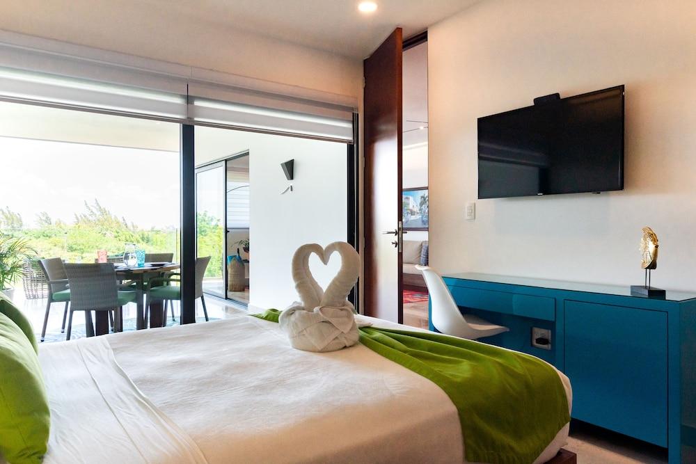 Cruz con Mar by Playa Paradise