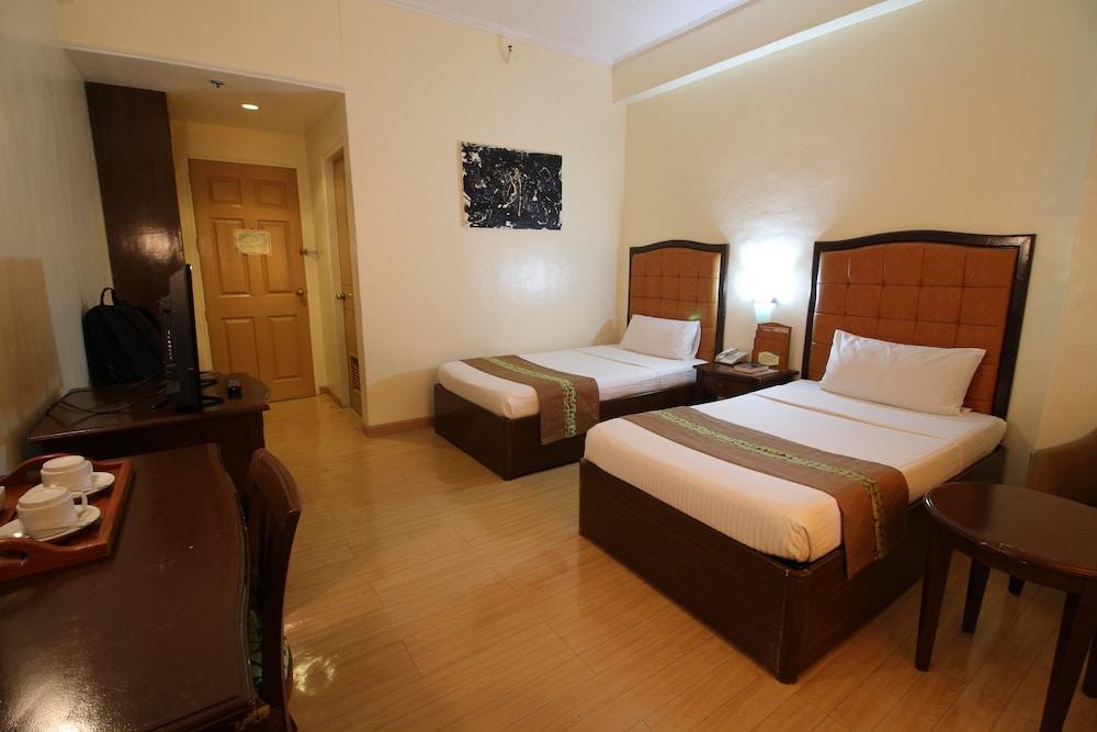 EON Centennial Plaza Hotel