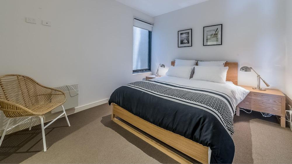 C-Scape by the Sea No.9