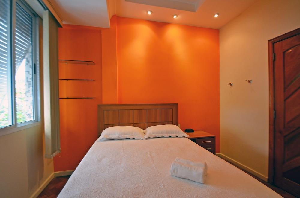 Rio Rentals 021 - T014 Apto de 3 quarto