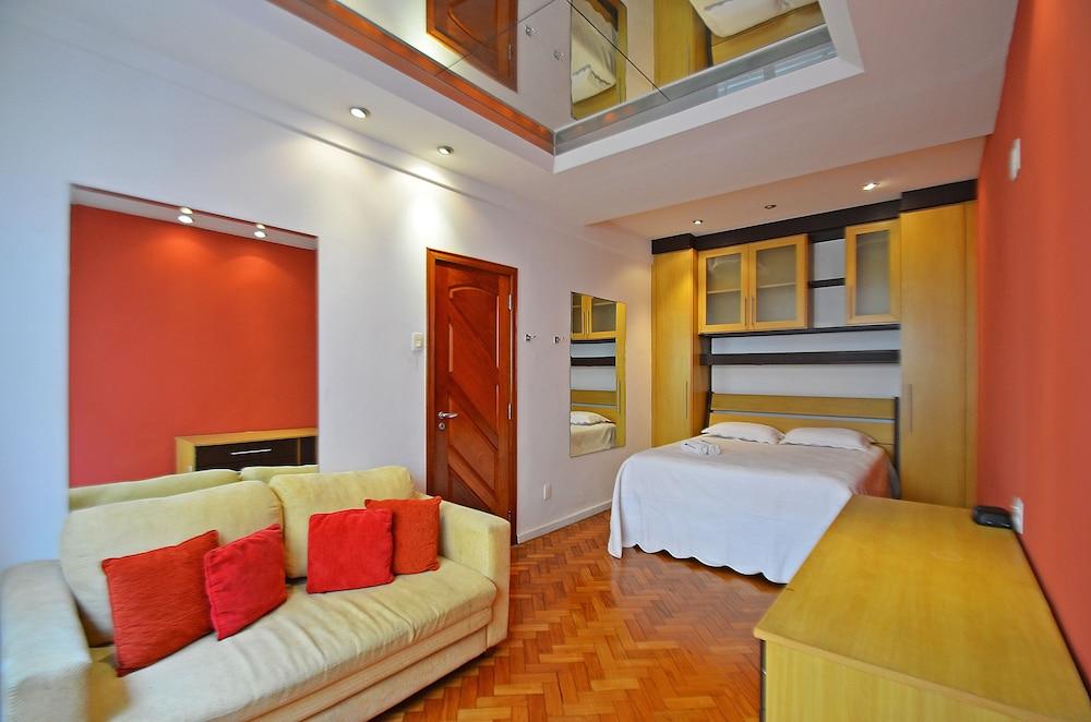 Rio Rentals 021 - T014 Apto de 3 quarto