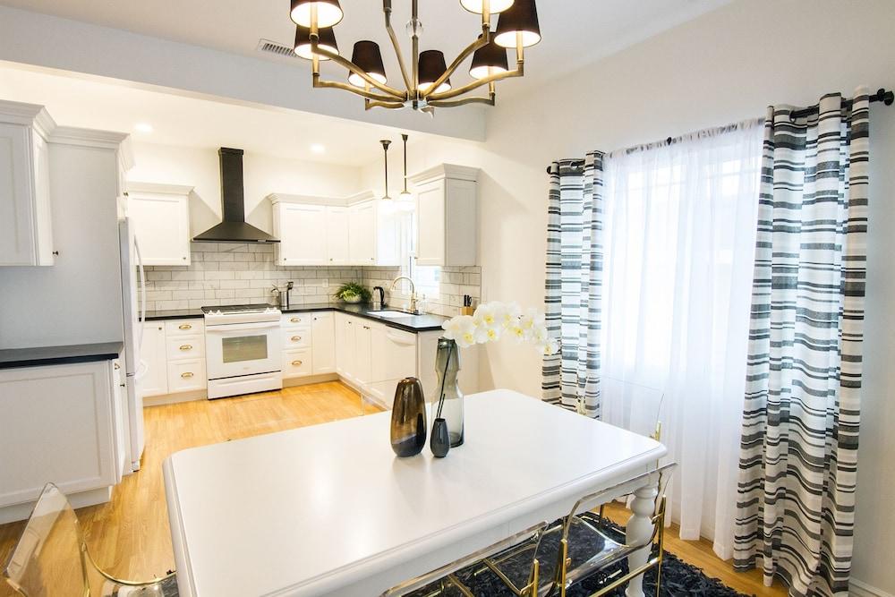 Chateau Monroe - Above The Clouds