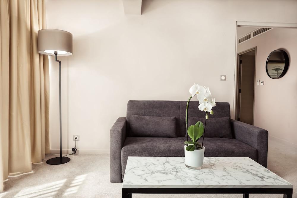 Radisson Serviced Apartments Antananarivo City Centre