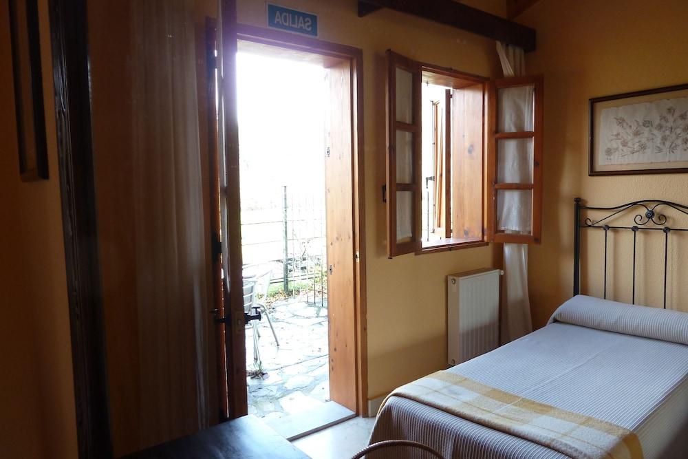 Apartamentos Camping La Barguilla