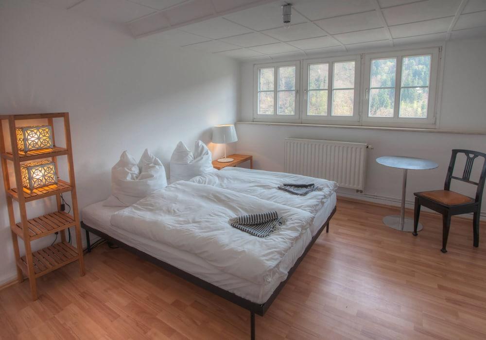 Die Burg Schöna - In a national park