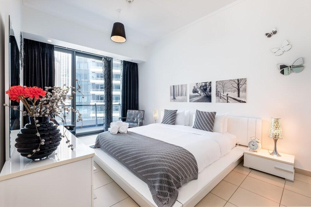 Maison Privee - Silverene