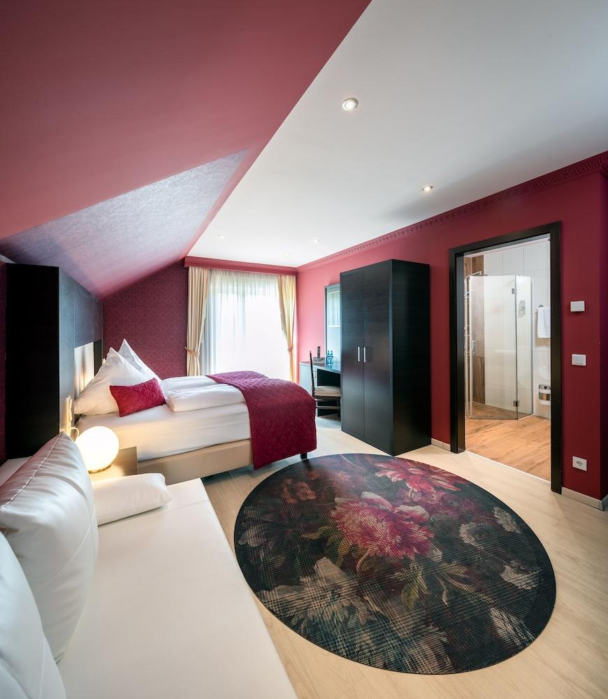 Kristallhotel Fettehenne