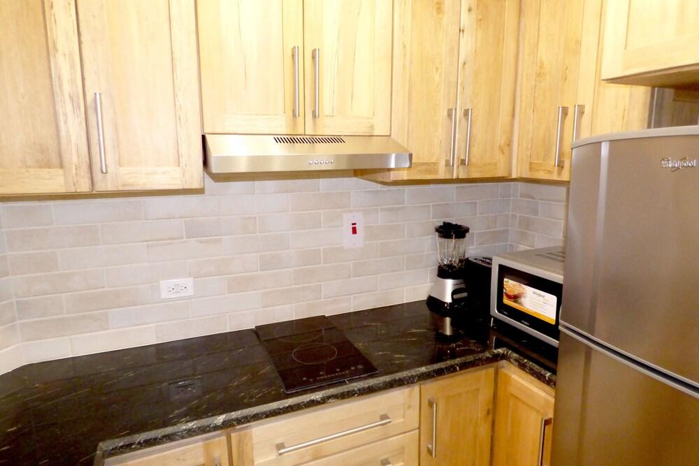 Beach One Bedroom Suite C15