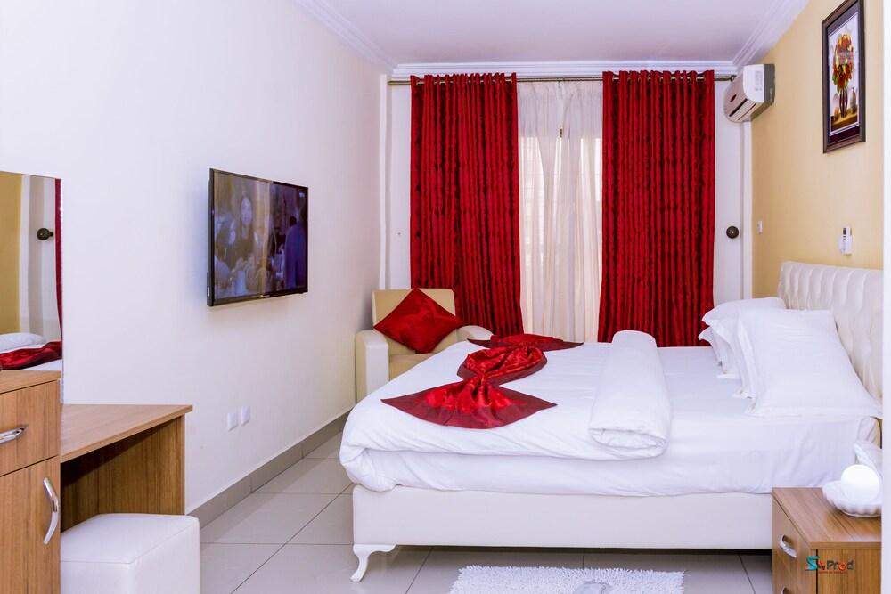 Loumia Premium Residency