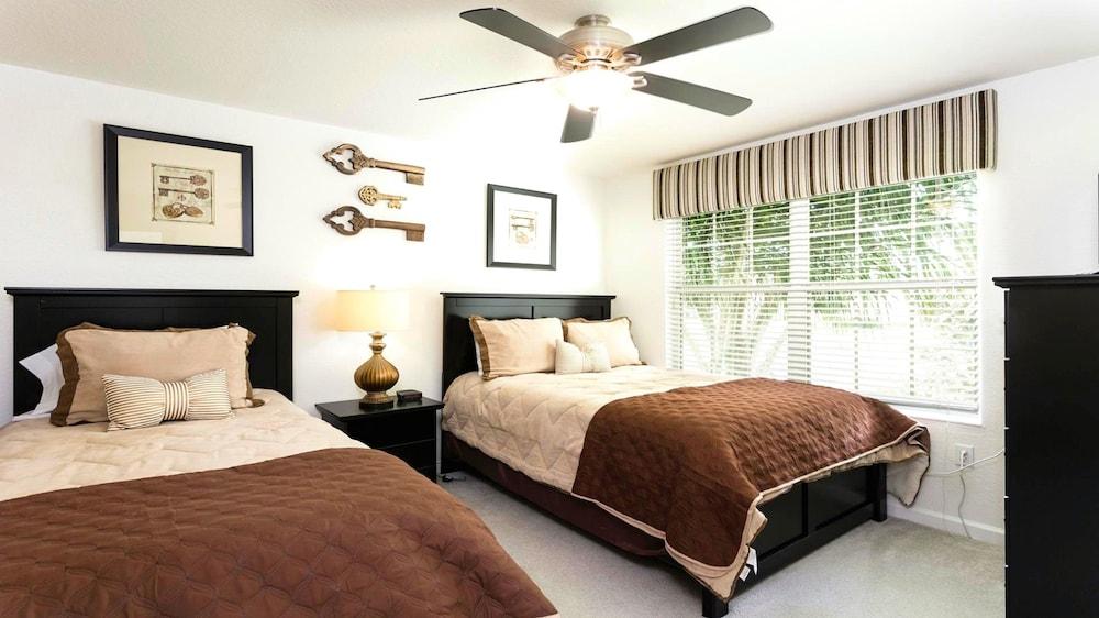 Windsor Hills by Nova