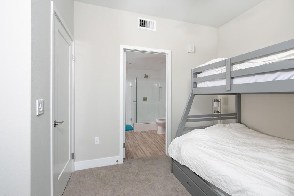 Upscale OC Apartments Homes