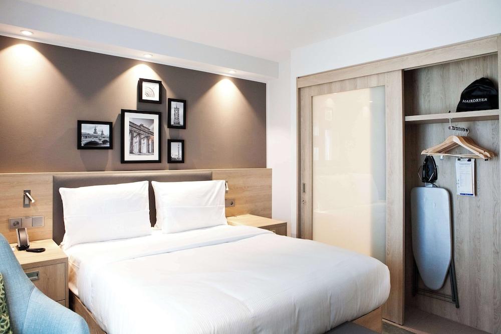 Hampton by Hilton Berlin City East Side Gallery