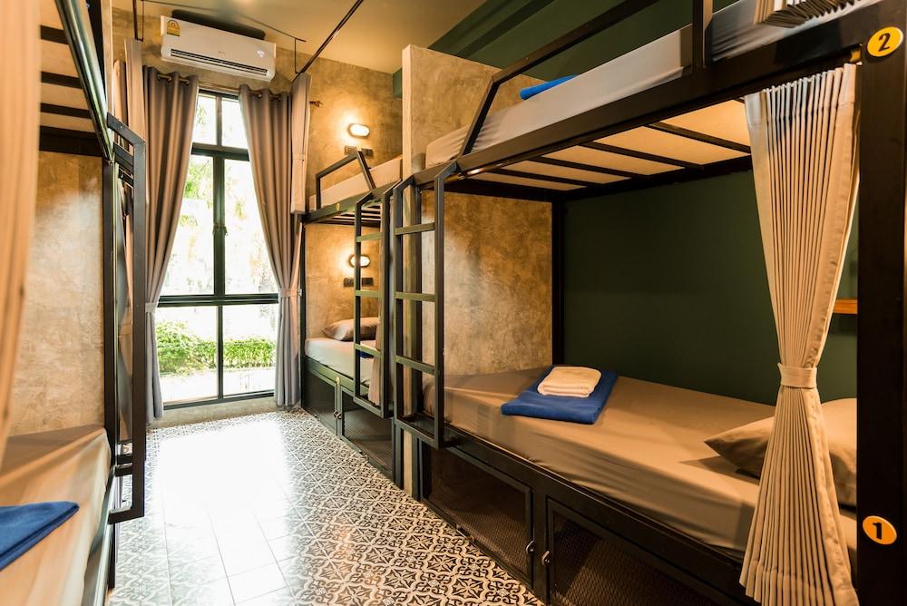 Link Hostel Aonang - Adults Only