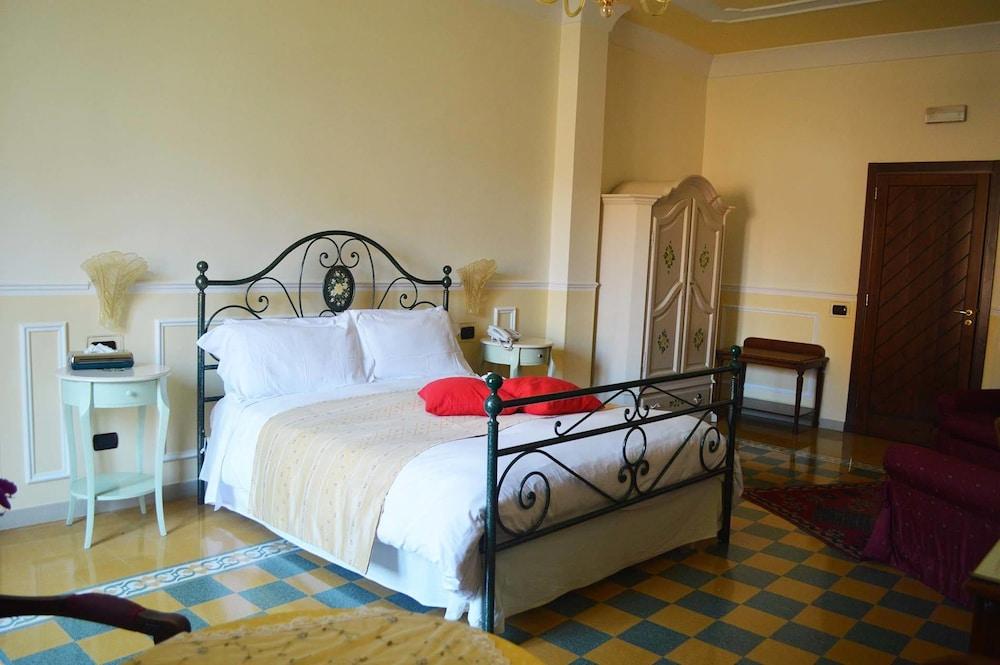 Hotel Palazzo Krataiis