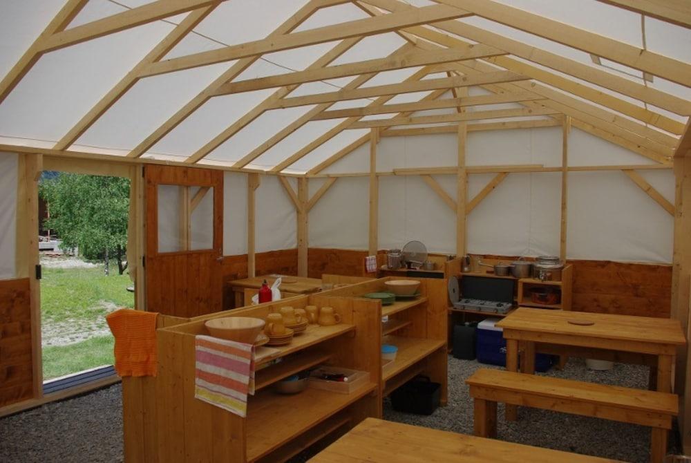 Yourtes de Montagnes Insolites