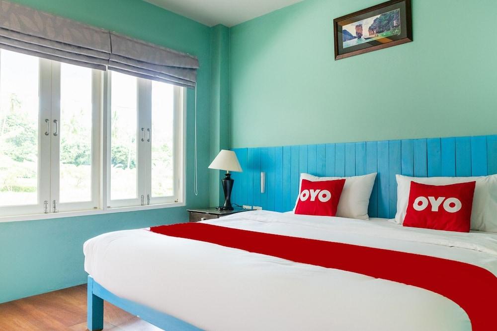 OYO 929 100 Boutique Hotel