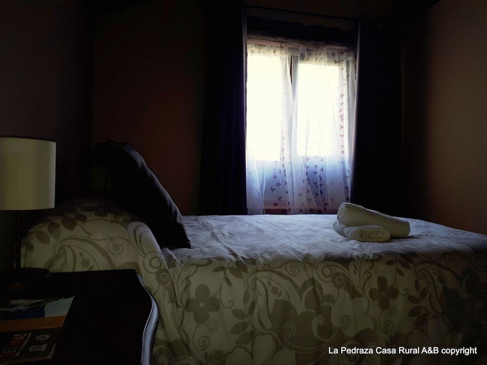 La Pedraza Casa Rural