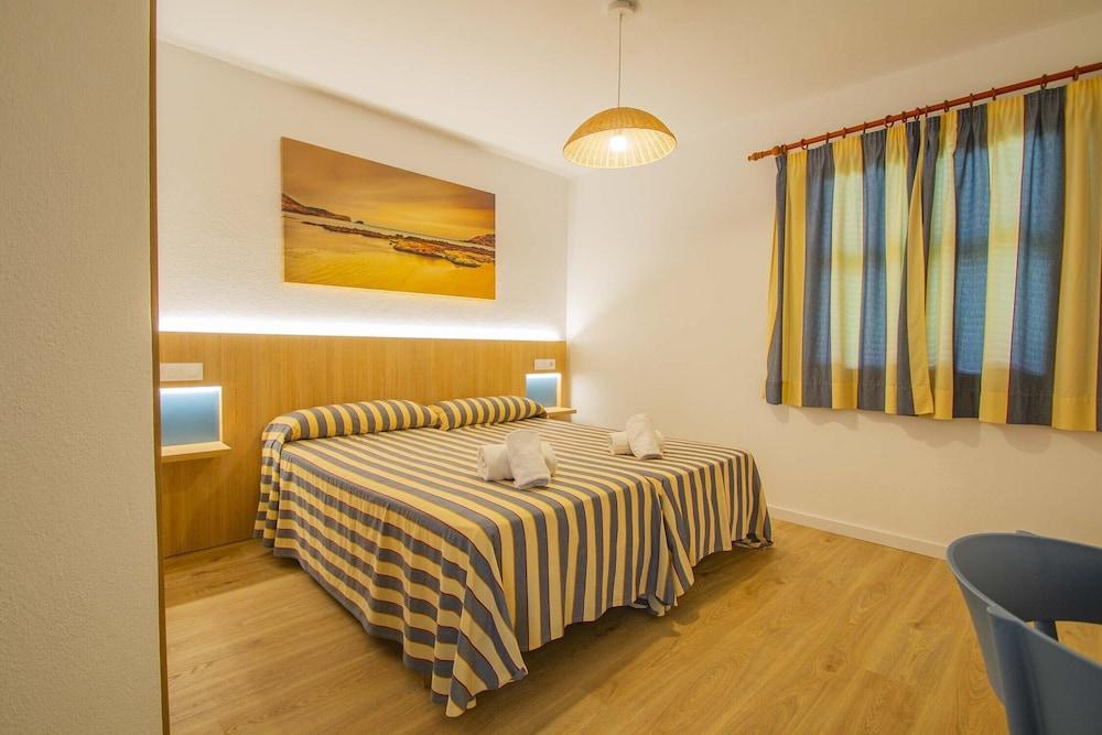 Apartamentos Sol Y Mar Menorca