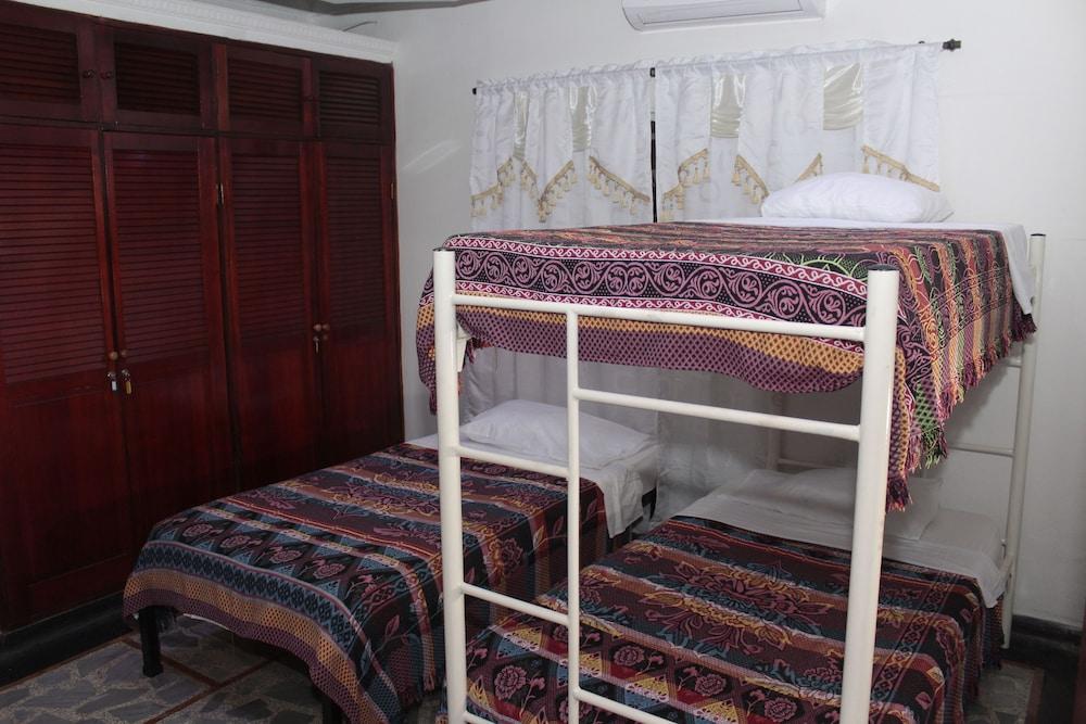 Casa Blanca Just For Travelers