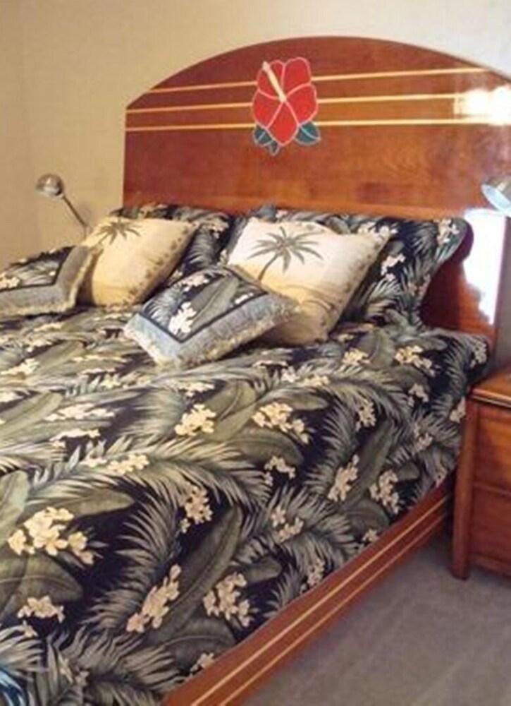 Inlet at Minorca 1502 Apartment 1