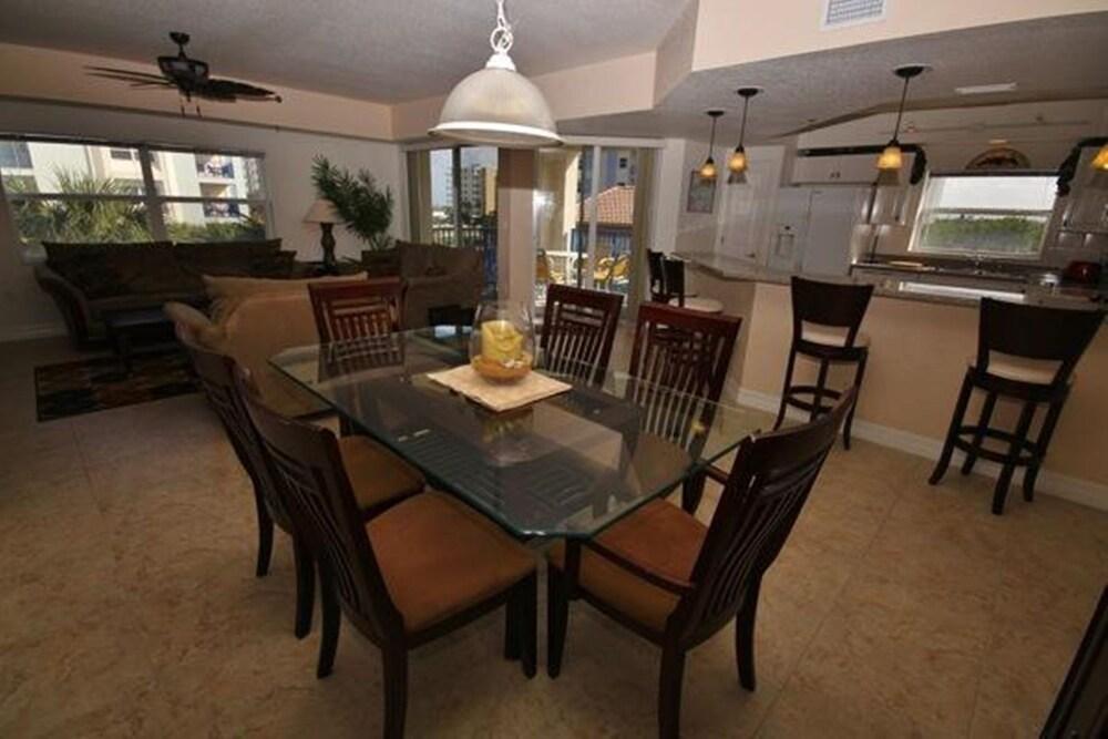 Oceanwalk 14-301 Apartment 3