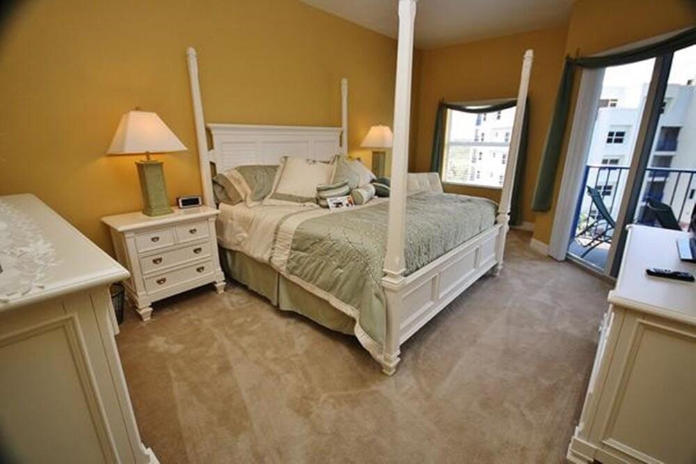 Oceanwalk 14-505 Apartment 3