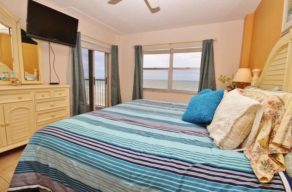 Ponce de Leon Towers 602 Apartment 2