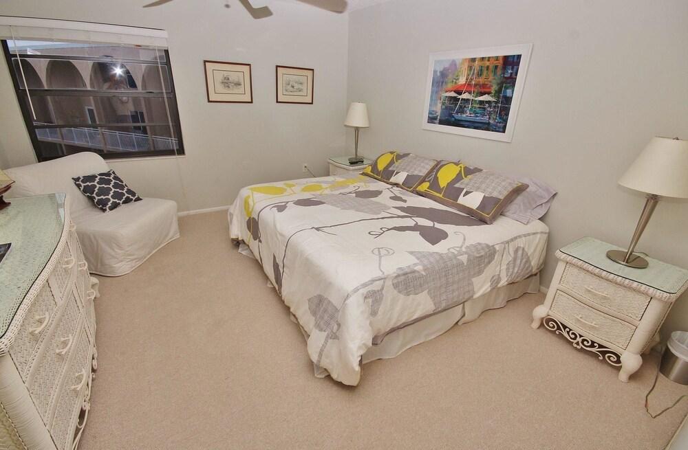 Seaward B103 Apartment 2