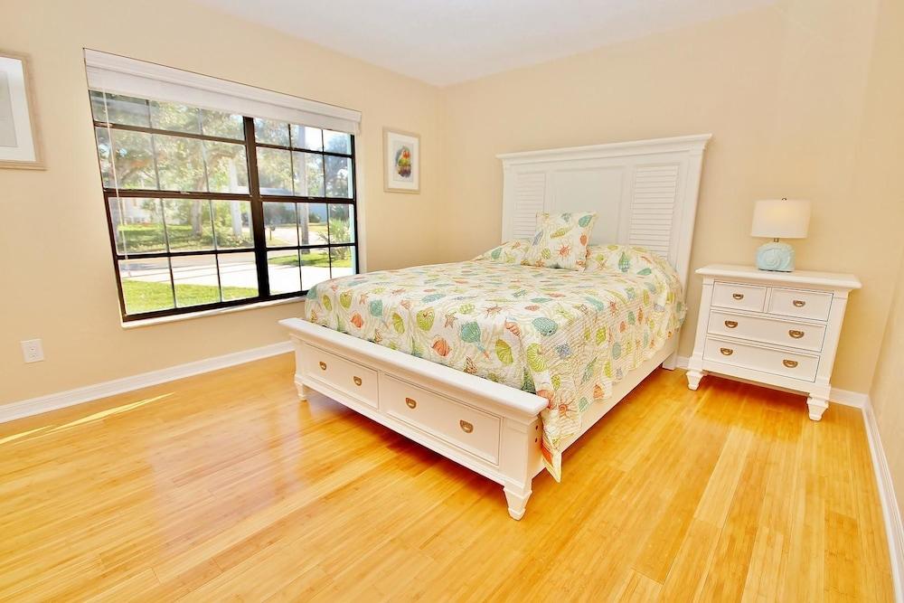 Paradise on Peninsula Apartment 2