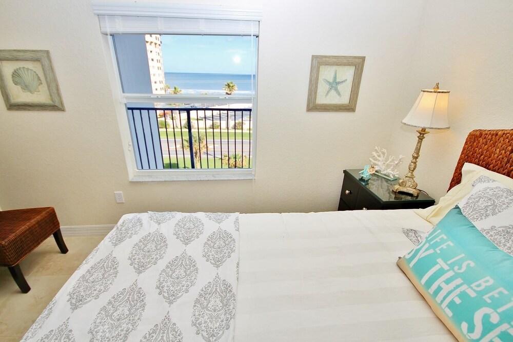 Oceanwalk 19-505 Apartment 3