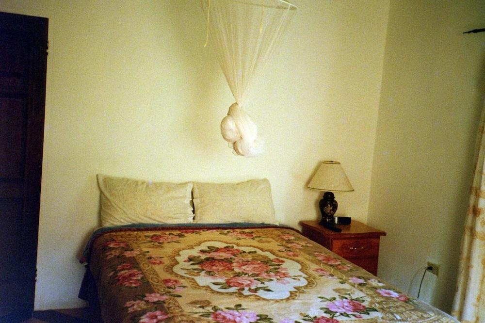 Boston Beach Guest House