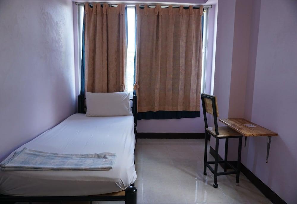 Bella Bella River View