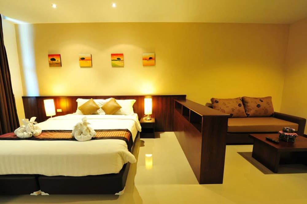 Green World Palace Hotel