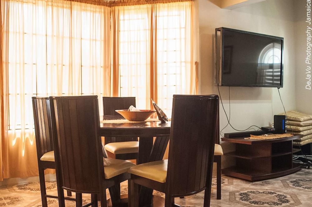 High Level Suites at Columbus Heights