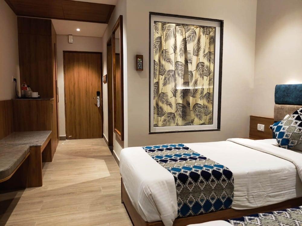 Mermaid Resort Kelambakkam