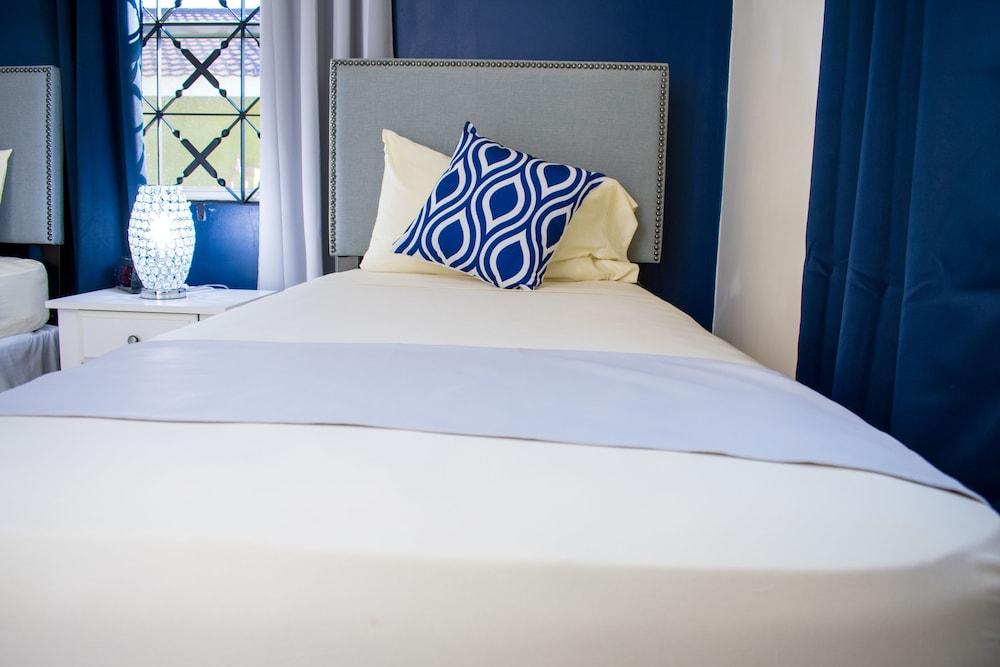 Ocho Rios TaylorMade Vacation Villas