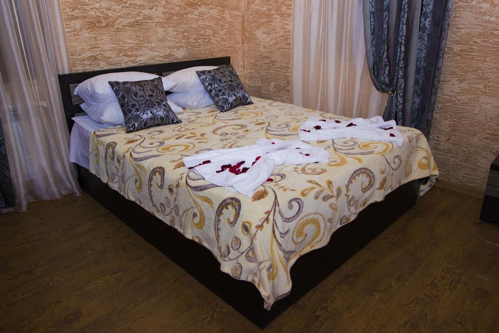 Planet Yerevan Hotel