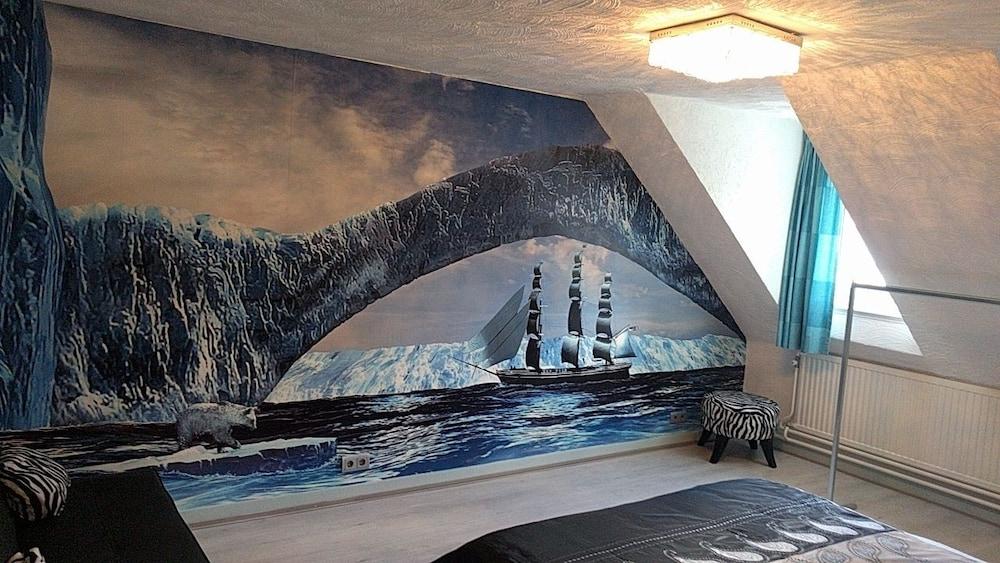 Luxe Apartment - Near Town Hall