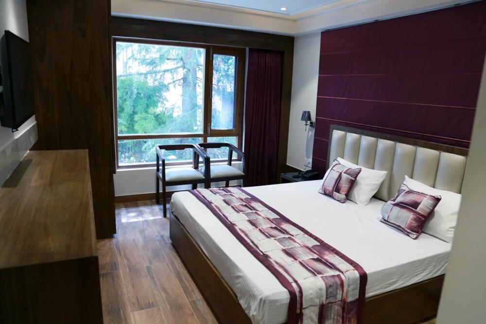 Mahaveer Shimla By Royal Collection Hotels