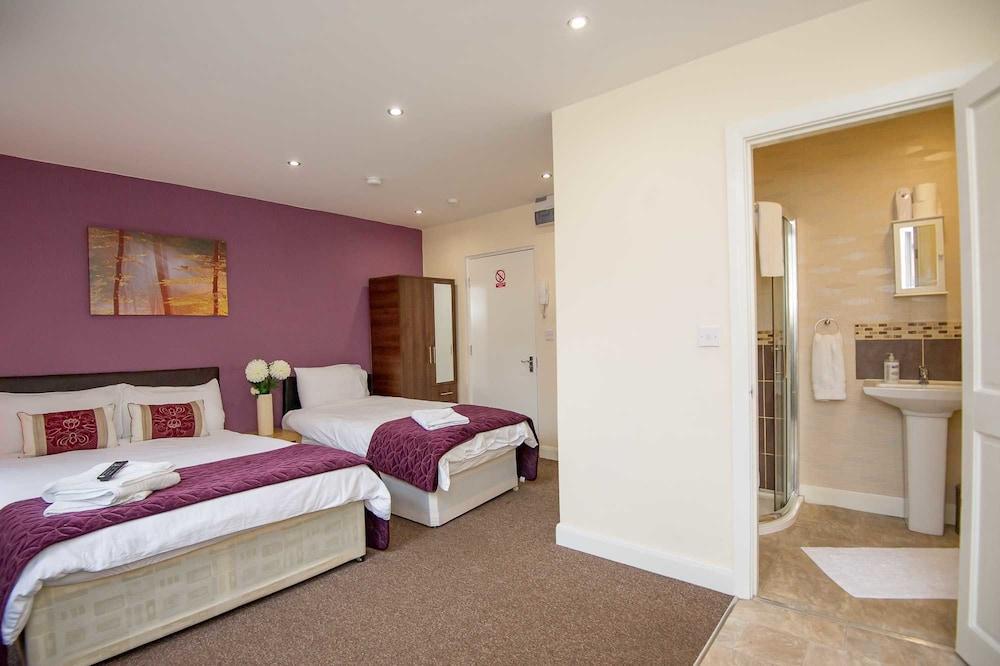 Snooze Apartments Flat 54