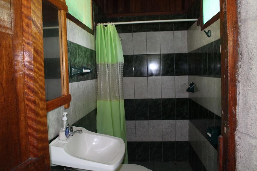 Paradise Amazon Lodge & Adventure