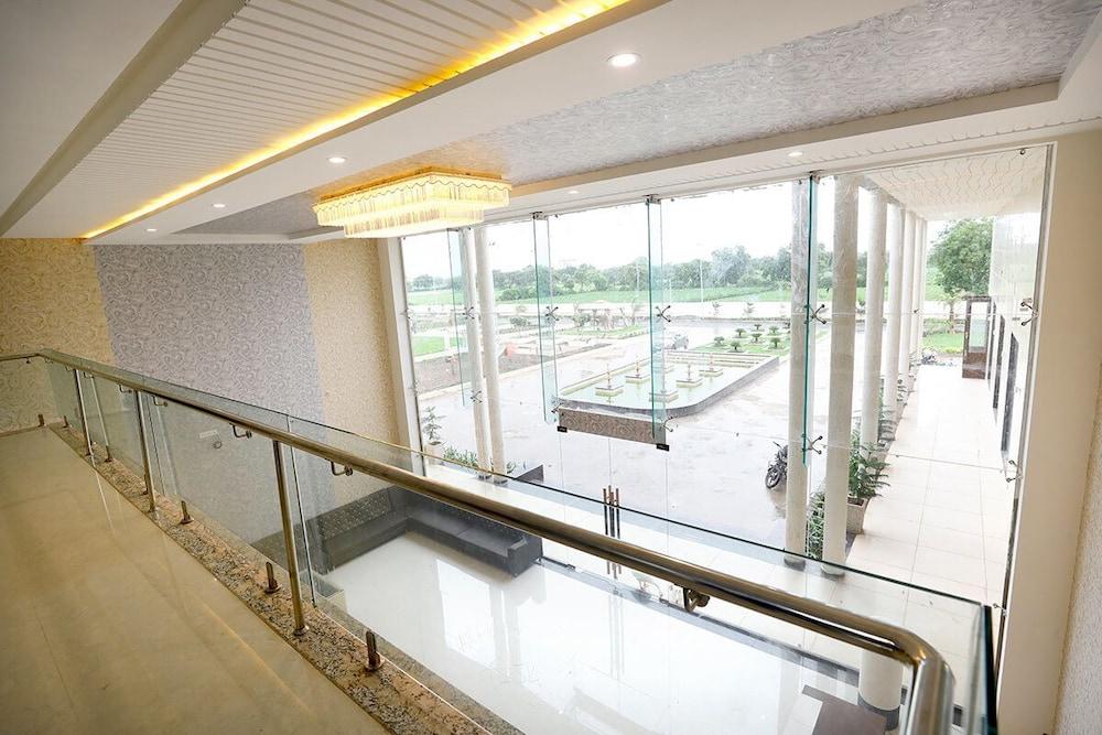 Nakshatra Hotel & Resort